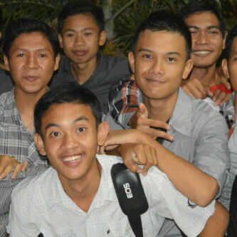 d1_703ng's profile picture. live in my self selow in my