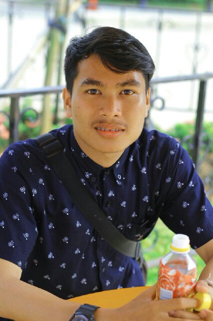 Hidup adalah tentang mengabadikan momen ,dimana setiap detiknya tidak ternilai #yang mencintai keindahan