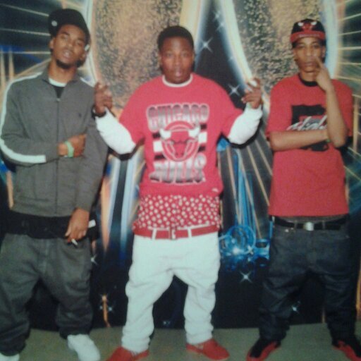 im 6 hunna bitch im just livin my life rip lil 4th the realist nigga I knw !!!!