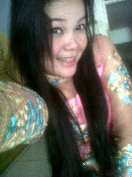 komala_tia's profile picture. 