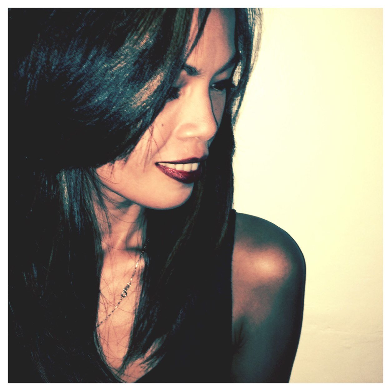 angelisophia's profile picture. Always wanted to be a ninja. Or a samurai. Or a dog walker. Or keep a vegetable garden. Views are my own. Instagram @ sashamanuel