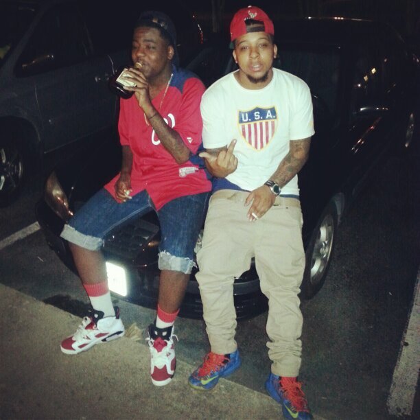 #GripMoney 
#Father
Young nigga outcha tryn to make it ....