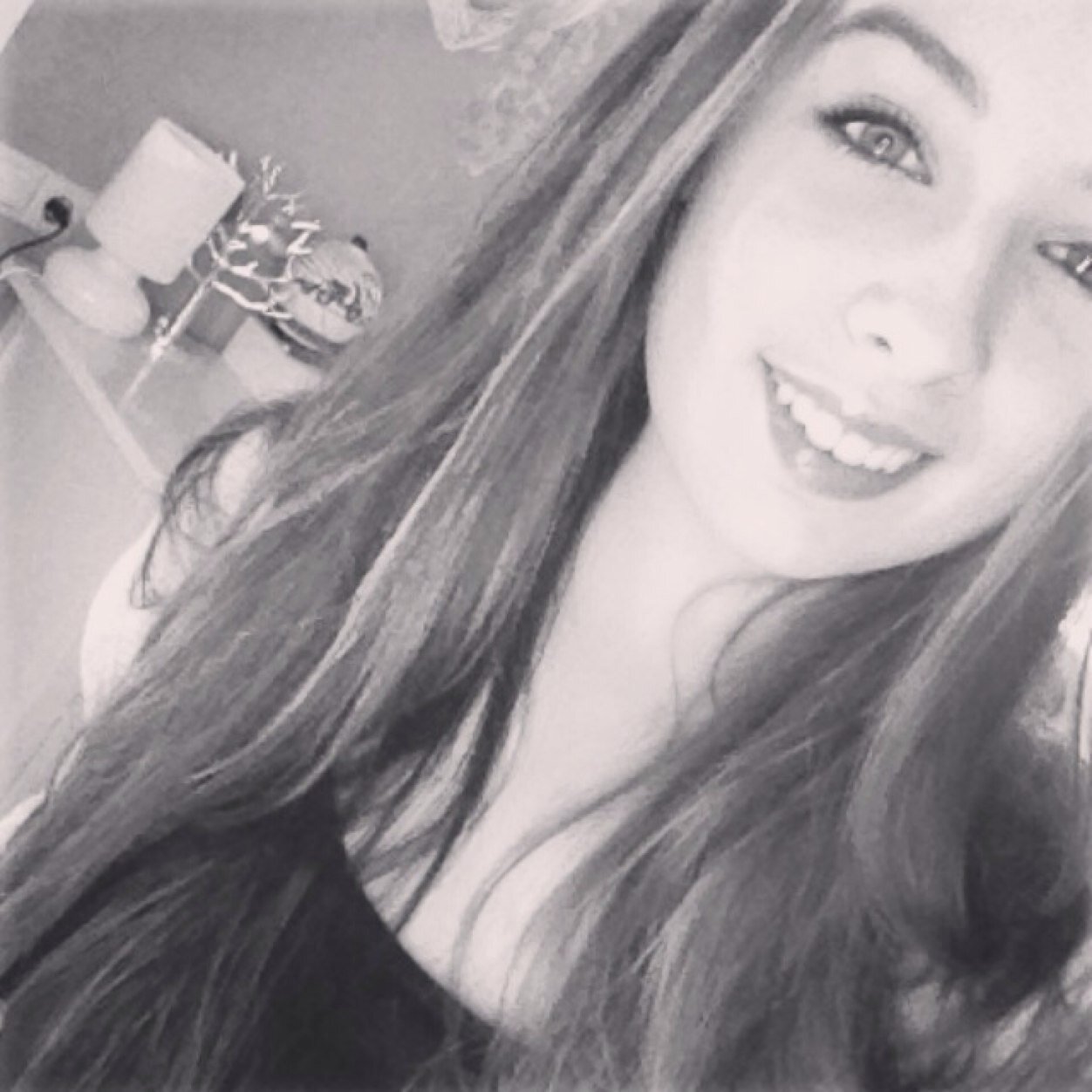 Life is too short to worry about stupid things, have fun, enjoy, regret nothing and don't let people bring you down