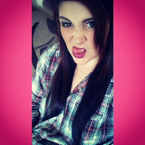 snapchat- hayleelourose     instagram- hayleelourose