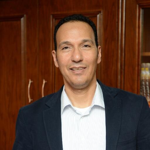 الصفحة الرسمية للكاتب الصحفى ياسر بركات على تويتر  @Yasser_Barakat