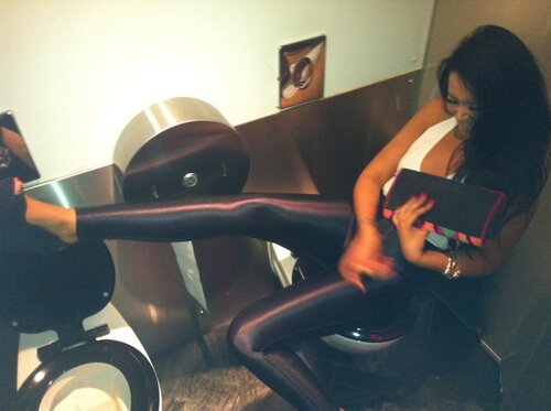 MabDelacroux's profile picture. In a group picture, theres always a retard doing the peace sign.