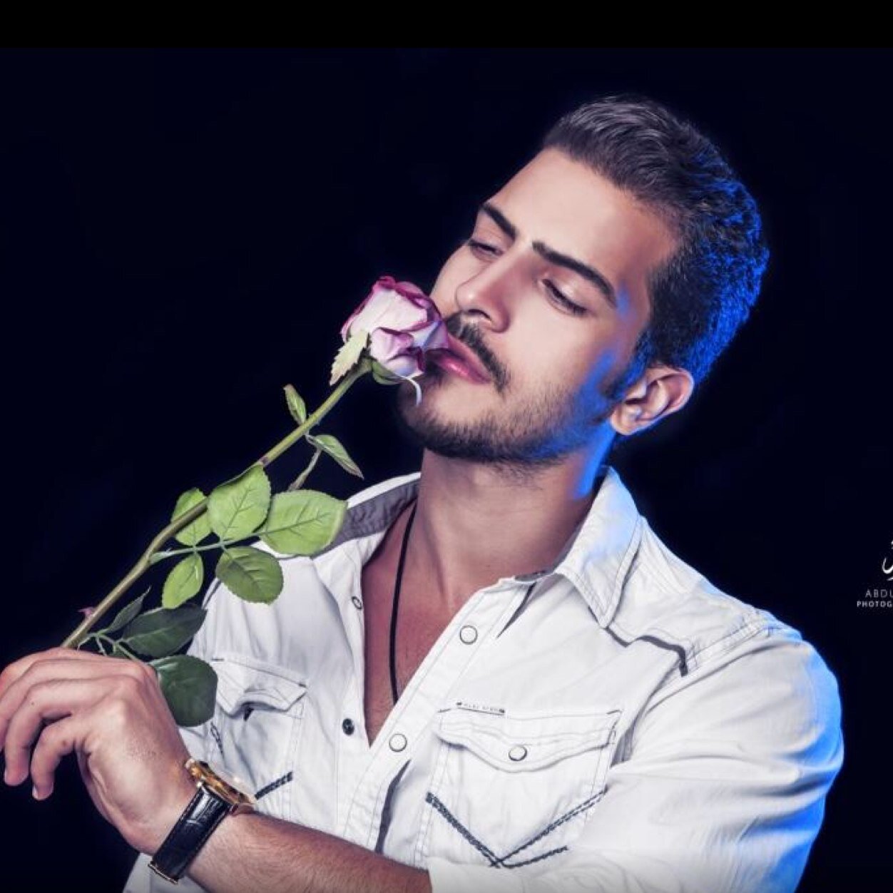 هذا الحساب لفانس عيسى المرزوق