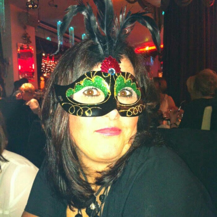 helenlisabrown's profile picture. 