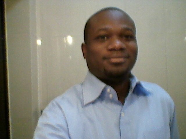 Je suis le Project Manager And IT Consultant du MC , Expert : en Réseau et Télécoms, Base des données et GIS, Financial Advisor ,Logistician.