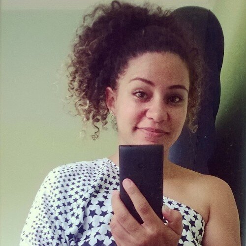 Young, Wild and Free 🎵
Mãe de 3 e Bailarina aposentada
Esteticista pelo prazer de cuidar das pessoas e fazer fofoca 💛