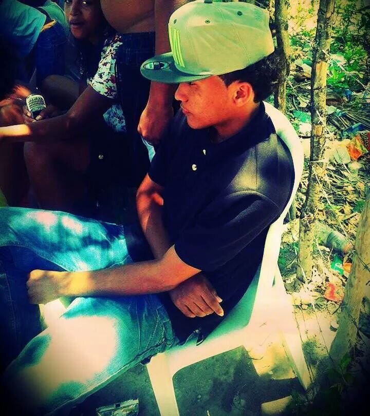 #Hahahaha ' Es Lindo Hablar Con La Persona Qke Te Gusta & ' Que Ella No Sepa Nada ^-^  ♥ Bff: @RealGuuTaaNiiiN ☺