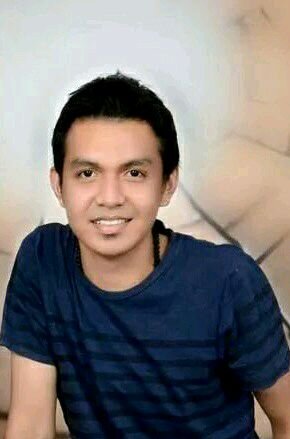 24 years • Pizton • im Alumni Hasanuddin University