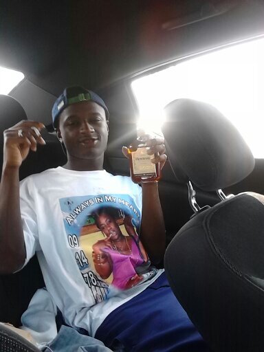 LOVE YOSELF IF U FEEL NOBODY LOVE YU