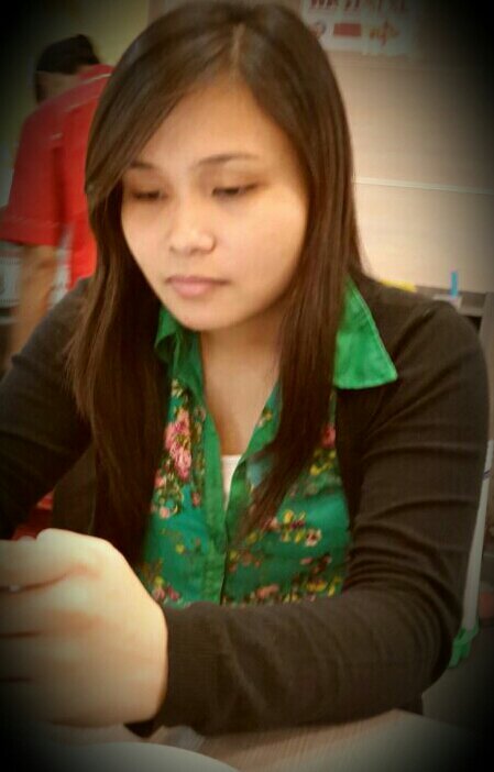 Emhin25's profile picture. Simple...