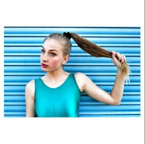 _CARMENCI7A_'s profile picture. Gata de vida http://t.co/ZDsKRRoEH4,green,beer&street .La verdad está en los ojos.$$
Me paso el día cantando.   
ONLY GOOD VIBES