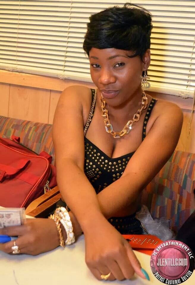 Simple me! Never too much! love to have fun! stress free! determine & beautiful!
