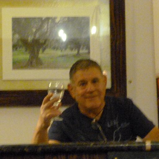 nesachar's profile picture. 