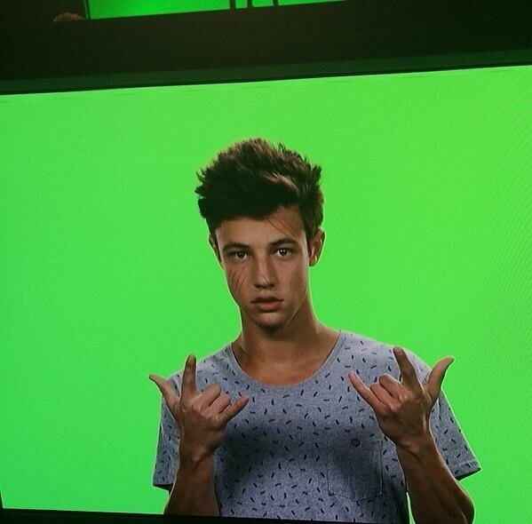 follow m // #magcon #magconboys #magcontospain #magconfamily #magcult  // 0/12