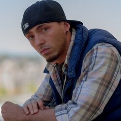 Where passion meets a dreamer!!! Hip Hop/Rap--[MC |Singer|Song Writer | Producer -For bookings: bookshorte@gmail.com ||