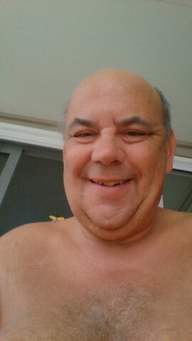 GregjaSnow's profile picture. Retired naturist