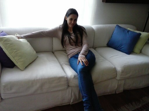 Menina,Mulher,Feliz,Amiga,Ousada e Santista De Coração
Apelido: SiL 
Quer Que Eu Te Siga Entao Me Segue Tbm
 ▁ ▂ ▃ ▄ ▅ ▆ █