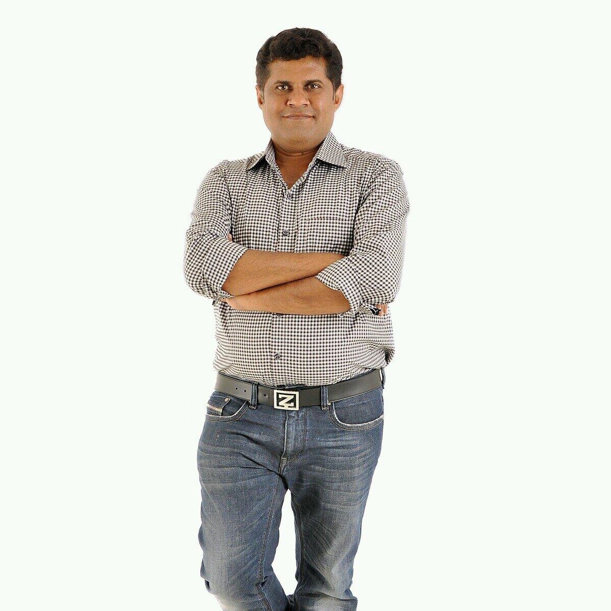 CEO at podolite footcare. Tweet in to me if have queries regarding footcare