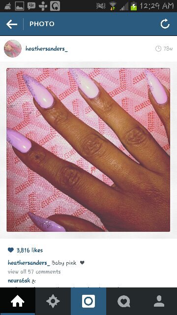 kellyhype_22's profile picture. 