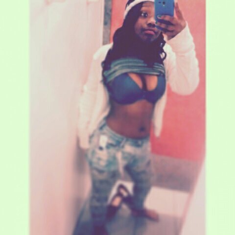 kik ; imboutthataction No Bio Needed Whatever You Wanna Know You Can Ask  . But You Hatin I Will Put yu on