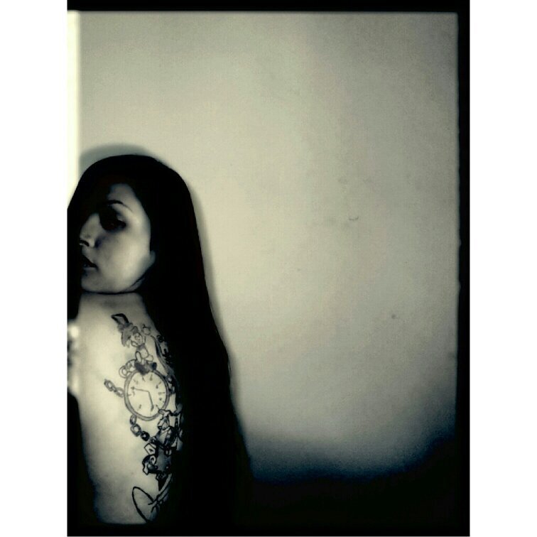 Instagram: avgd