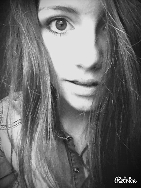 La distance ne signifie rien, quand une personne signifie tout. Thomas ♡ 22/02/14 ♡