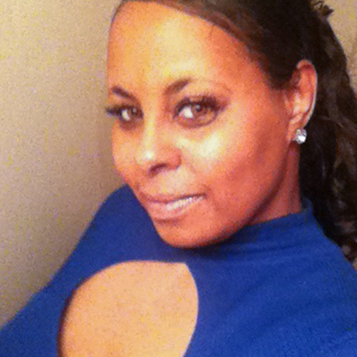 Traci Lynn Fashion Jewelry Partner that also delivers technology with style! A digital media producer, entrepreneur, blessed, highly favored & FABULOUS!