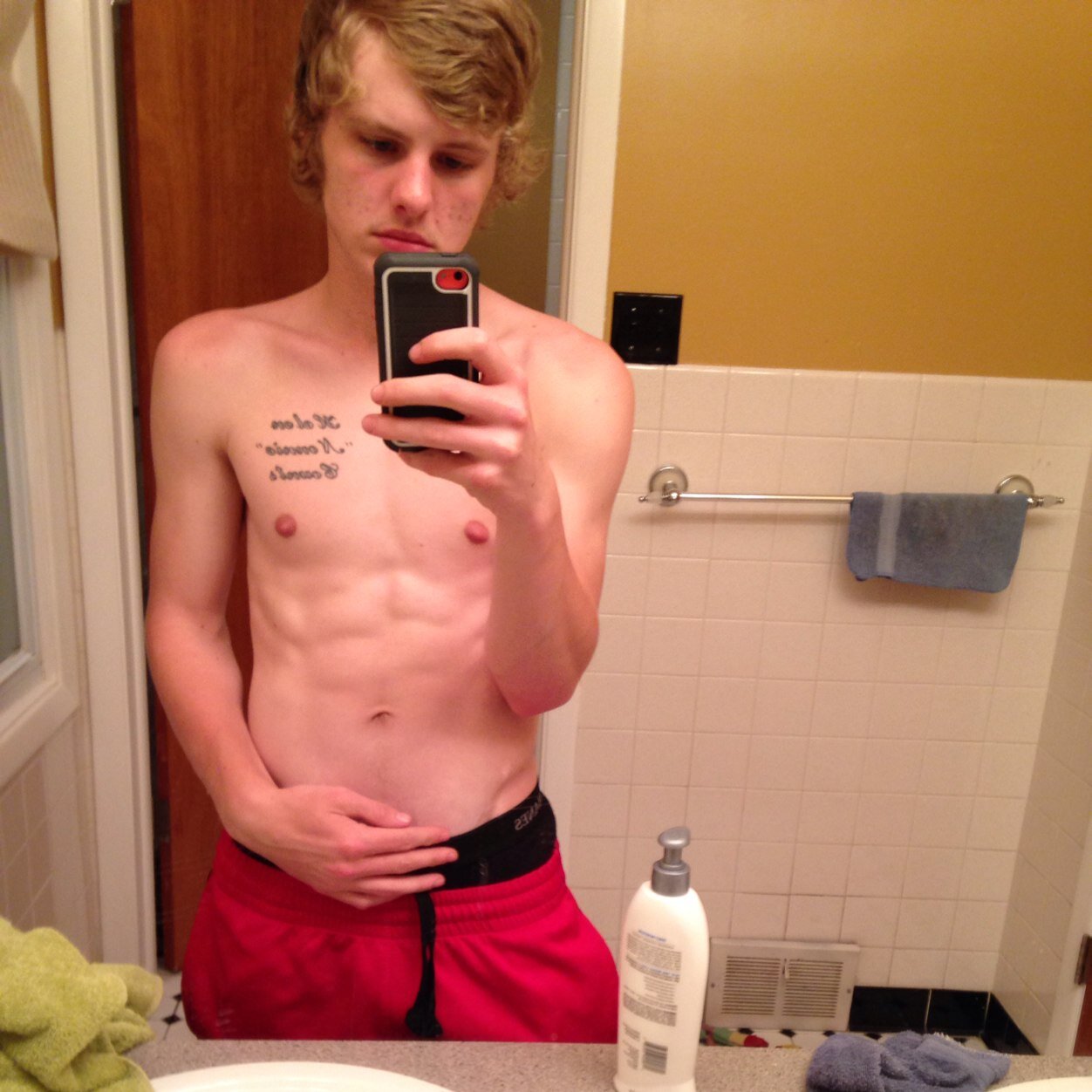 TLoeslein24's profile picture. 