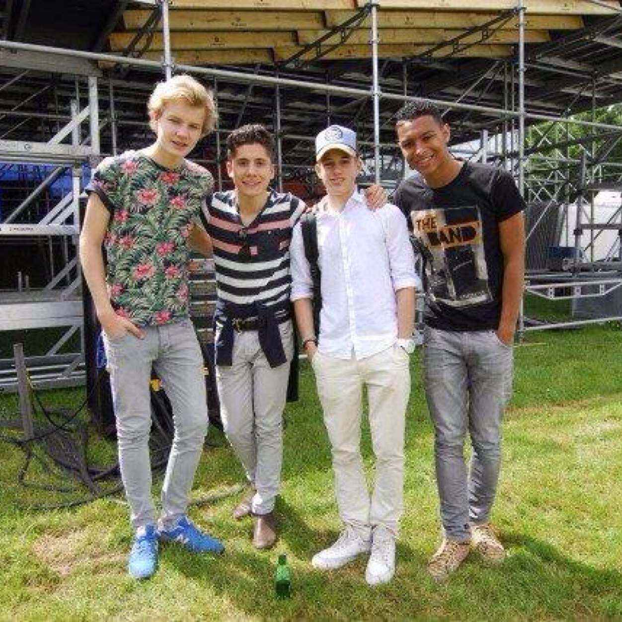 ♡ yeh we are the reason why they mastrubate every day ♡