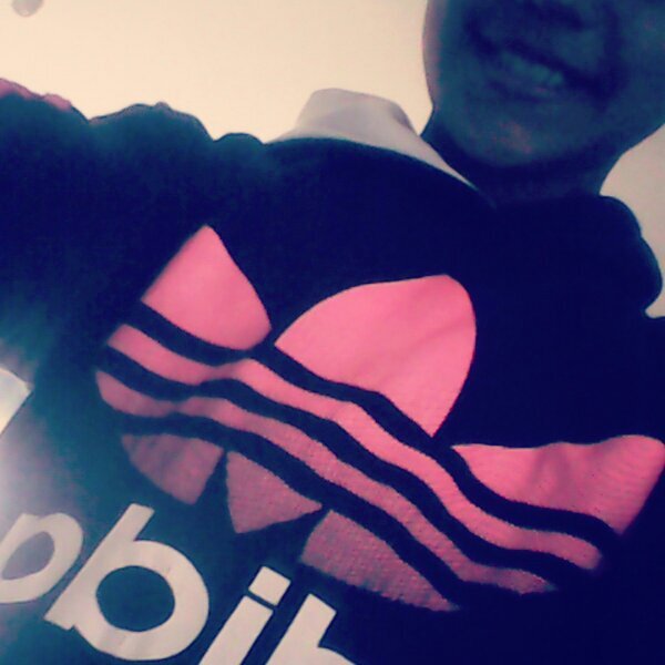 12a.Music forever♪ , futbolista. MesutOzil  Ojos marrones... -Fpgs!!! -LA-♥