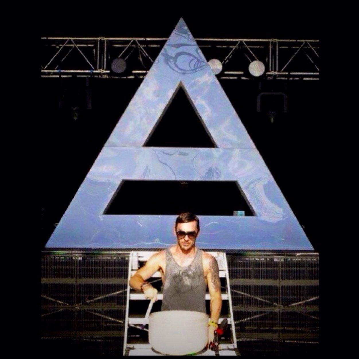 ₪ ø lll ·o. I am the echelon. I RT tweets about 30 Seconds To Mars. ₪ ø lll ·o.