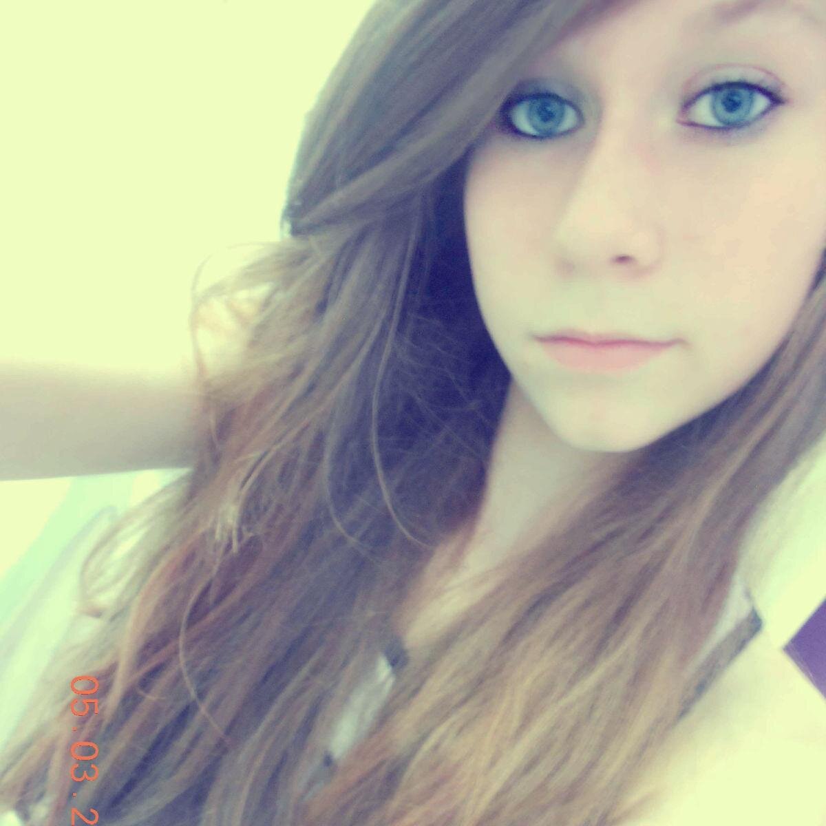 Belieber forever 3 #Move_Over As palavras que mais doem,vem das pessoas que a gente mais gosta Tumblr:http://t.co/8ZwaGMIYrP
