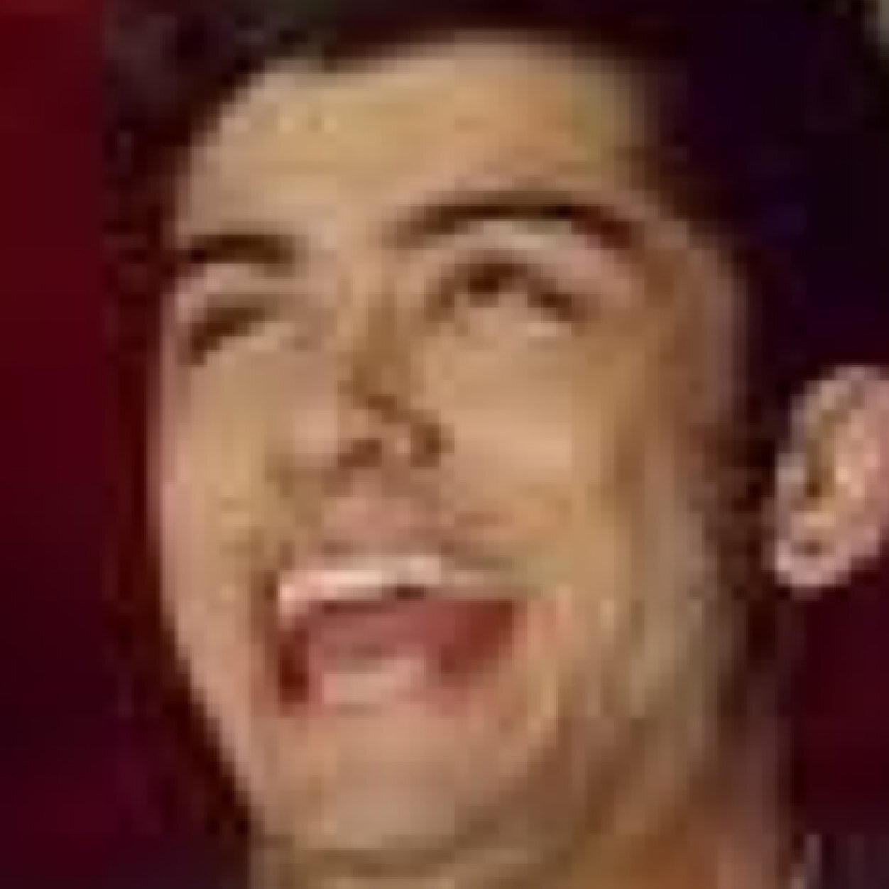 FOLLOW @cxllidingnouis SHE FOLLOWS BACK IMMEDIANTLY
