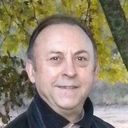 Manager dirigeant de sociétés de transport marchandises et voyageurs pendant 40 ans, professeur de marketing, consultant en management et transport, coach...