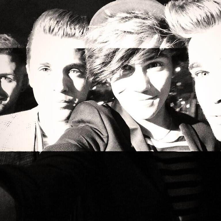 Please follow @GeorgesMonkey1D because she gave you this free follow. Ask her for a follow back. xx