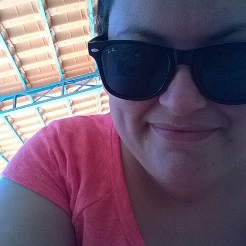 Tentando ser metade do inteiro que eu sinto... OTM ツ http://t.co/hkZ1sRw4p9......