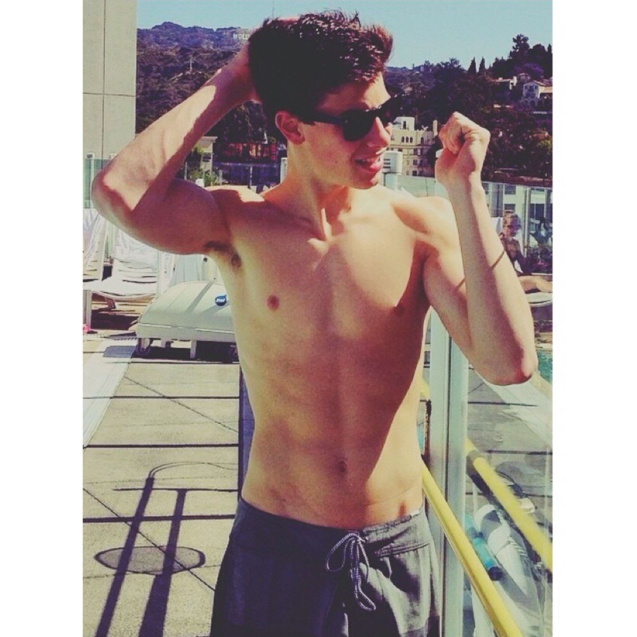 SueMeMatthew's profile picture. {@mmyeahmendes}