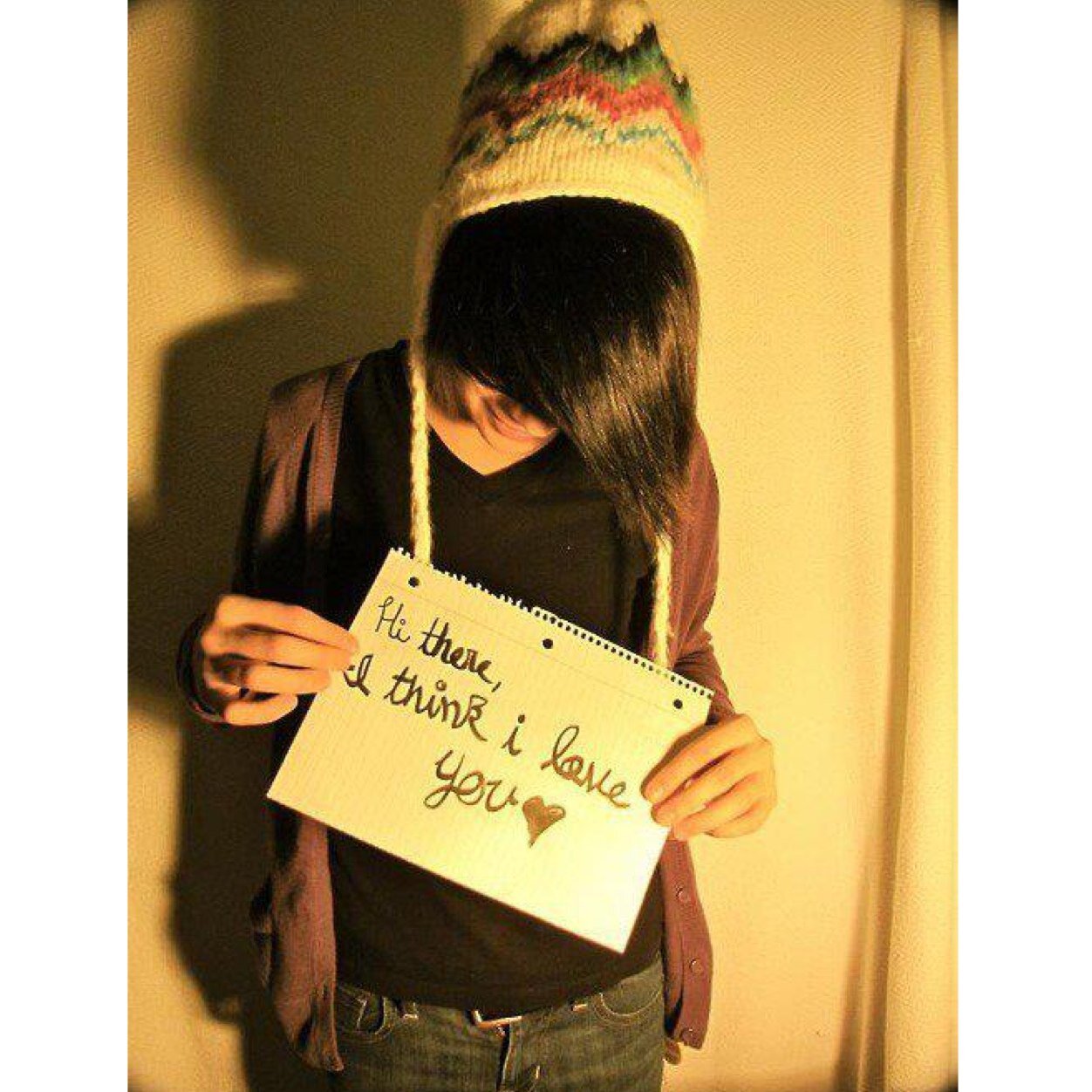 Gwen is duh bae. No touchy.-. or I'll eat you alive. Shes mine. Okok. I'll do anything to make her happy. I luff you. 
Bear~3 Kitty~3 Lexi~3