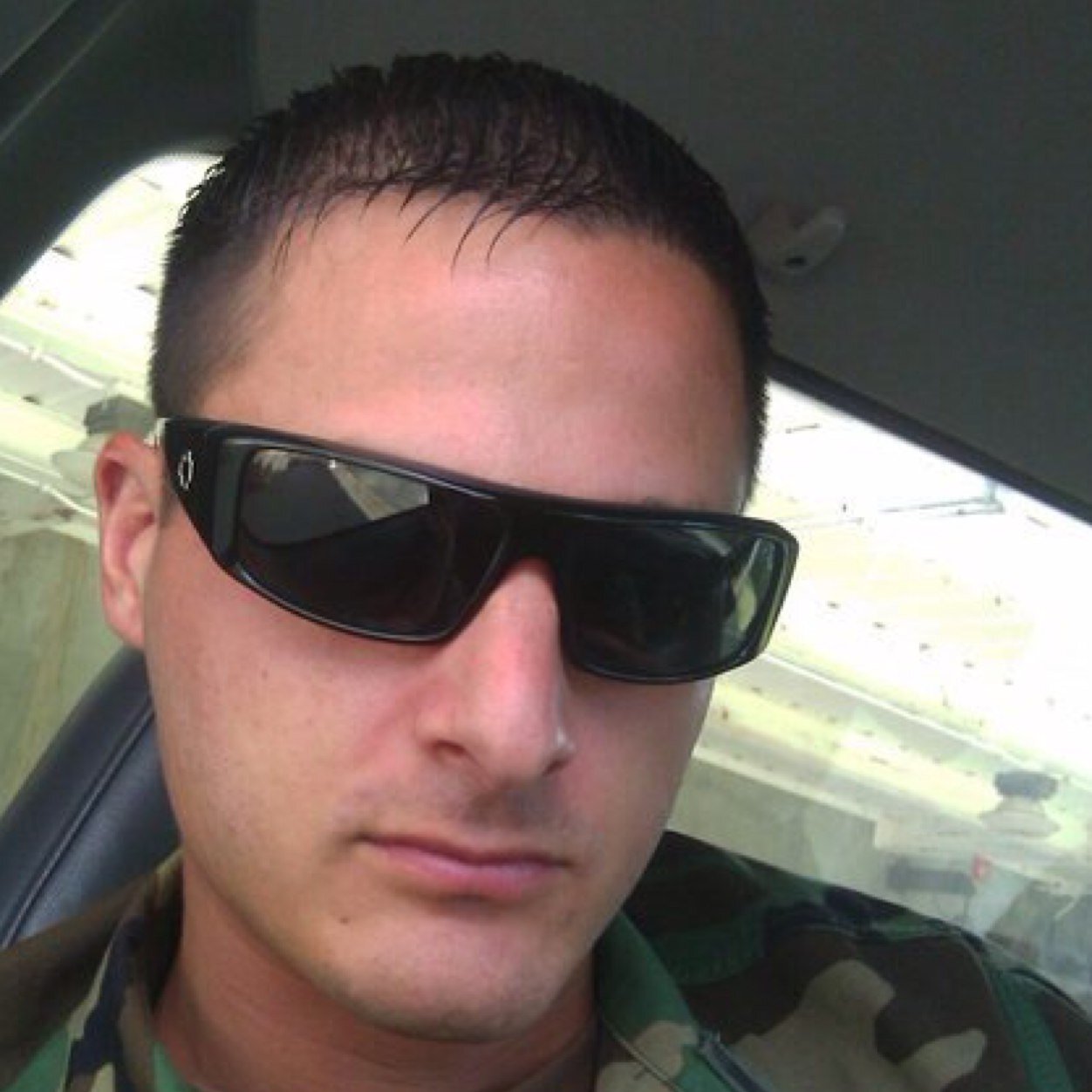 onesuaverican's profile picture. 