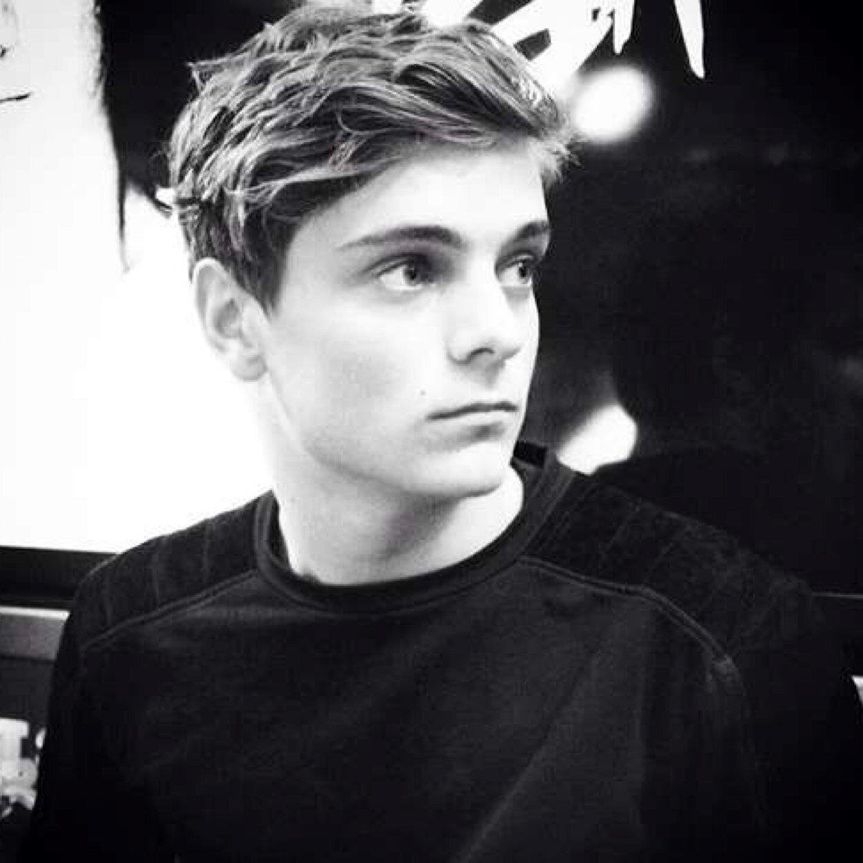 Official account from Martin Garrix NL. Speciaal voor fans van Martin Garrix. @MartinGarrix best DJ ever!!!