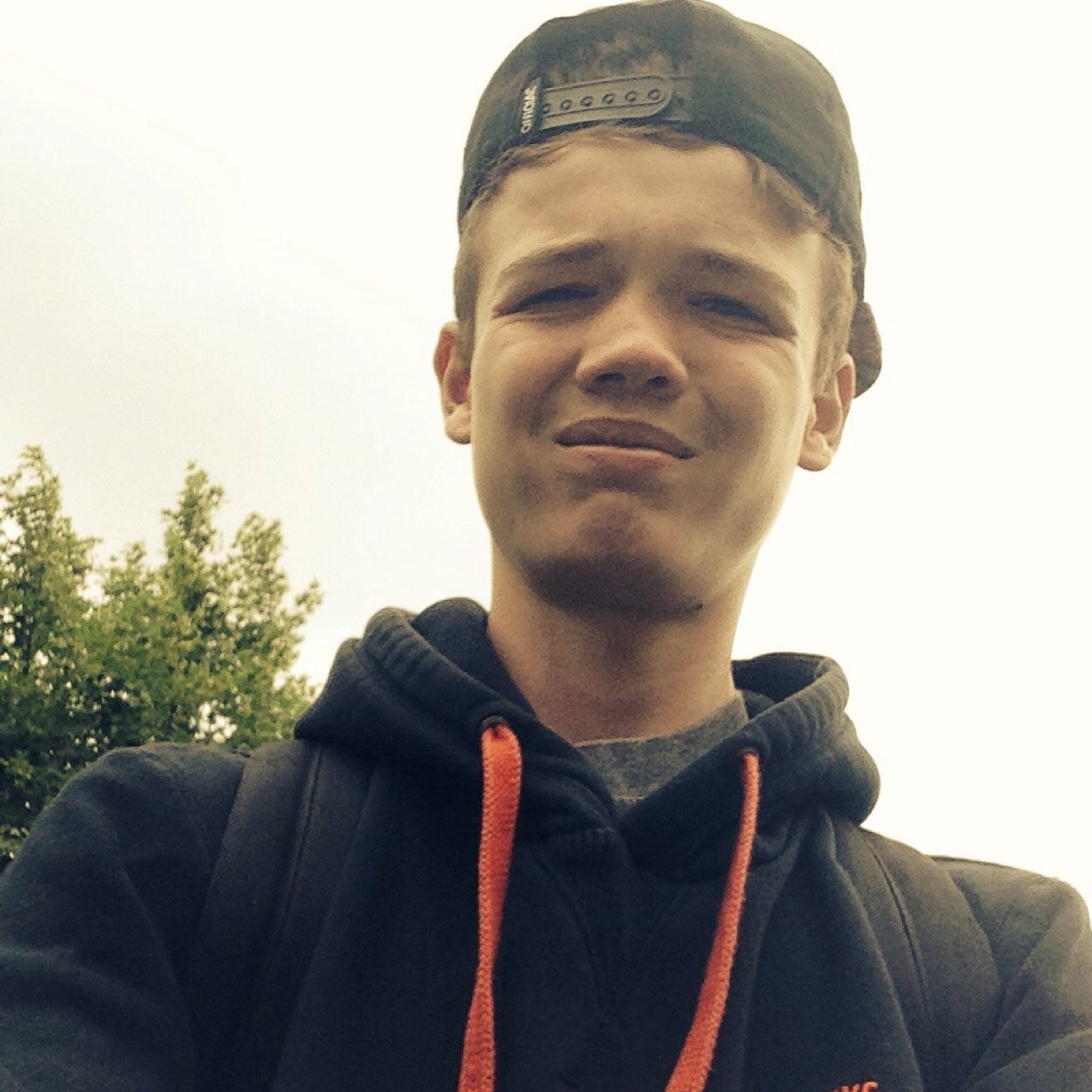 old account go ahead and Follow @BrandonJoneesy