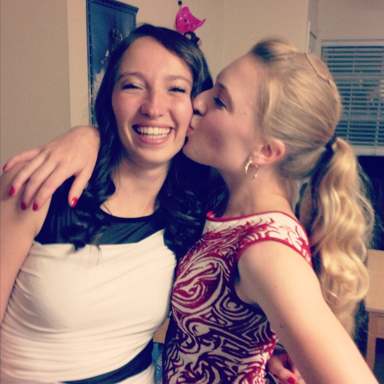 emmalusive's profile picture. 