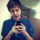      ∞ Me segue e  dar #RT  e  #favorite no que gostar