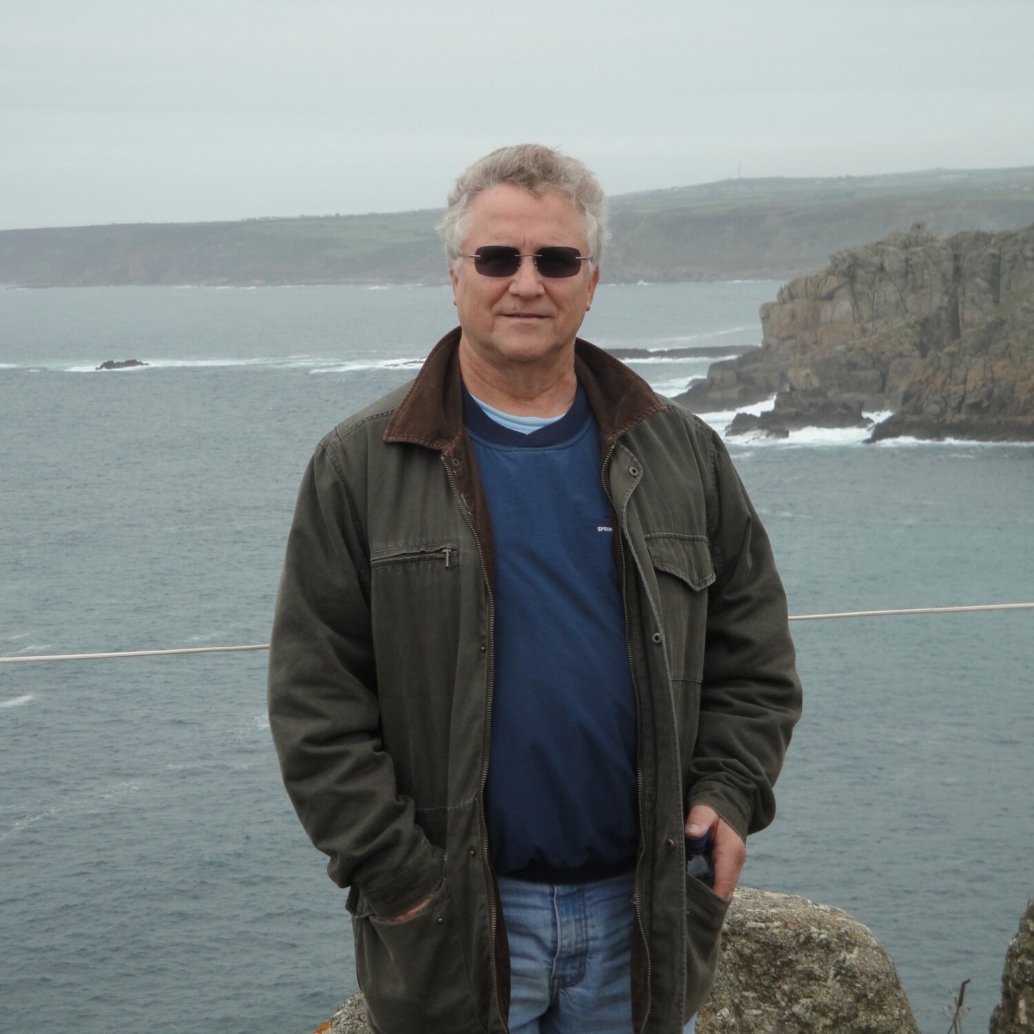 exmancunian's profile picture. I'm a network marketer..working from my home in Florida..It wasn't easy at first, lots of failure & frustration, but I kept at it and learned...