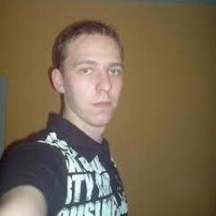 Hi I'm Christian. I love PC gaming! 17 years old