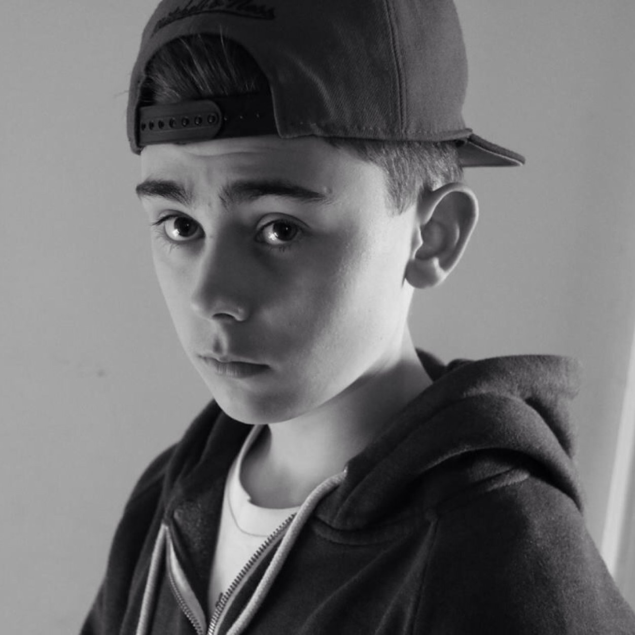 OLByoutube's profile picture. 